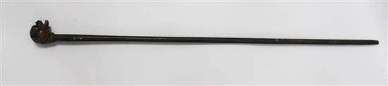 A Victorian rhinoceros horn handled mastiff walking stick, late 19th century, the handle 2.25in. high